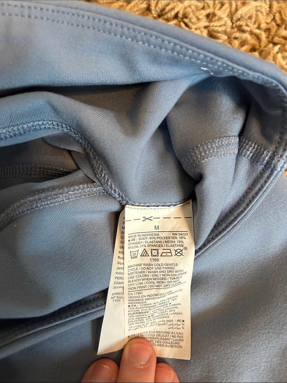 Old navy elevate leggings with mesh sides size medium - Picture 3 of 6